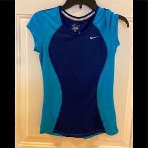 Dri fit Top x small